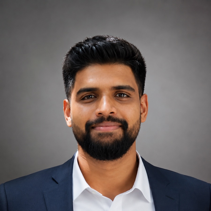 Portrait of Dilantha Haputhanthri